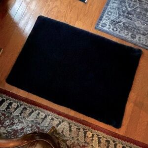Silhouette Home. Home Accent Rug Blue, 100% Polyester, 29” x 42”